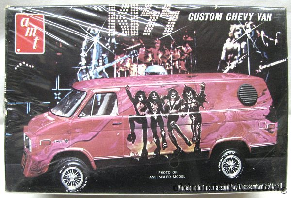 AMT 1/25 KISS Custom  Chevy Van, 2501 plastic model kit
